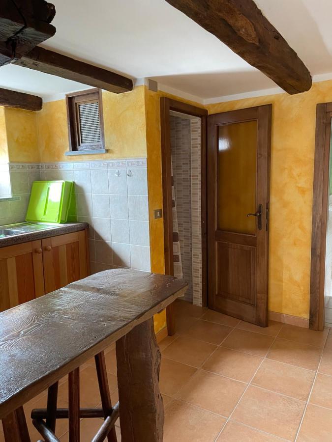 Casa Vacanze La Carbunera Villa Domodossola Exterior foto