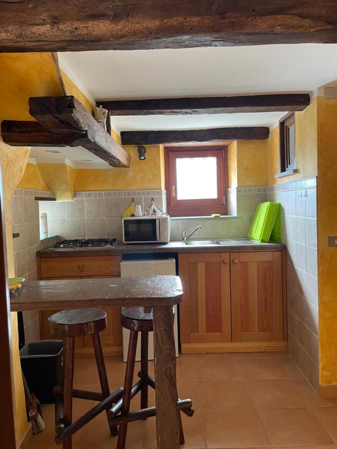 Casa Vacanze La Carbunera Villa Domodossola Exterior foto